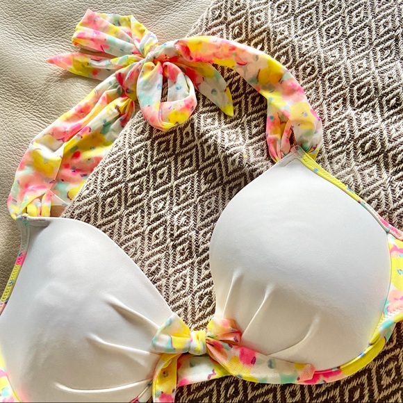 Victoria’s Secret White/Floral Tie Swim Top 32D - Picture 4 of 8